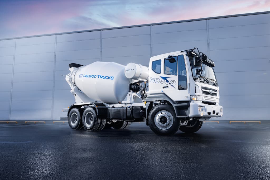 Daewoo Novus CL4DY 6x4 автобетоносмеситель